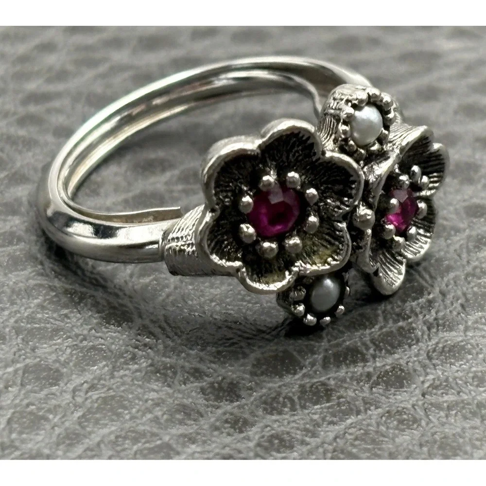 Avon this charming